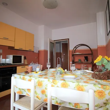 Apartament Limonta Lago *
